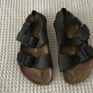 EUC…Birkenstock Leather Sandals, Charcoal Gray, Ladies 6
